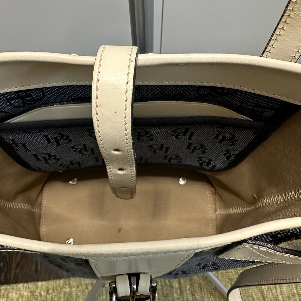 Dooney & Bourke Black and Cream Logo Tote - Picture 8 of 9